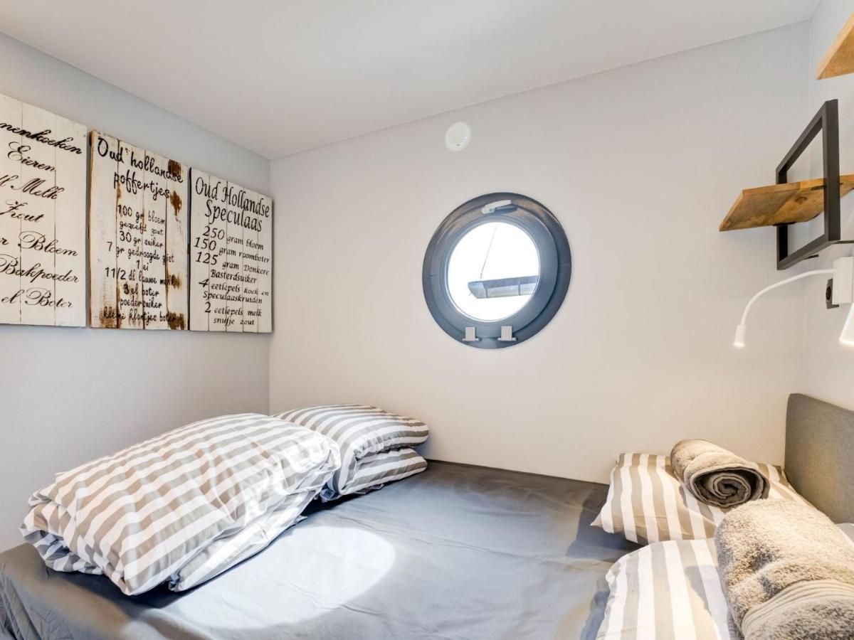 Beautiful Houseboat In Marina Of Volendam Ξενοδοχείο Εξωτερικό φωτογραφία